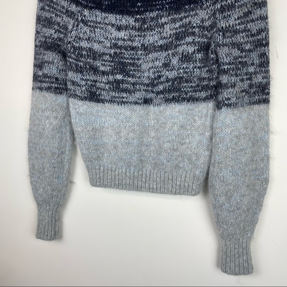 Banana Republic Merino Extra Fine Merino Wool Alpaca Blue Colorblock Sweater - Picture 10 of 12